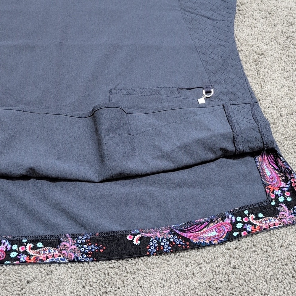 Vera Bradley Nettie Scrub Top Gray Inner Paisley Pattern V-Neck Women's Large - Picture 7 of 11